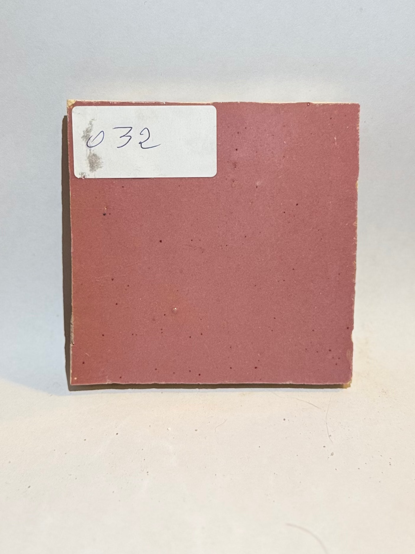 Zellige marocain 10x10 rose Flamingo fait main - T'Tiles Zellige